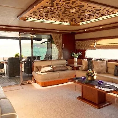 Bodrum: Private Yacht For Swimming Tour & Sunset Botel